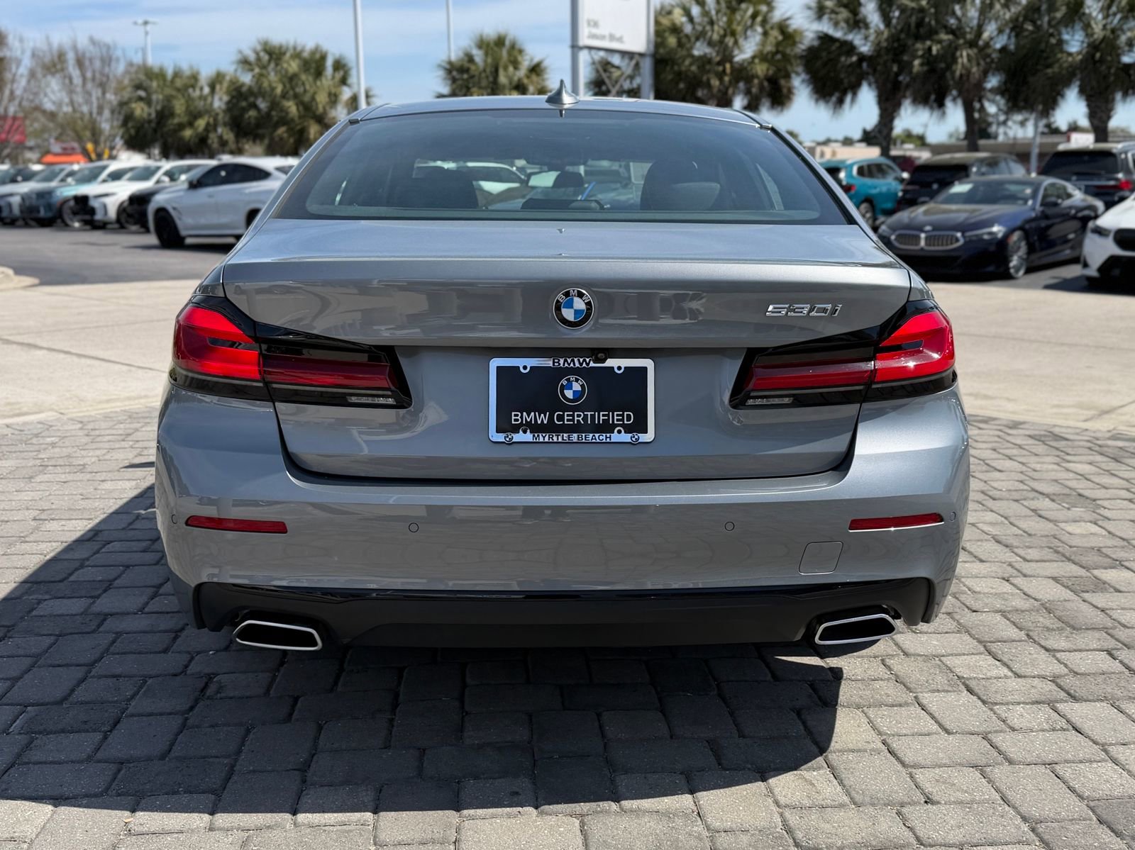 Certified 2023 BMW 530i w/ Premium Package image 10