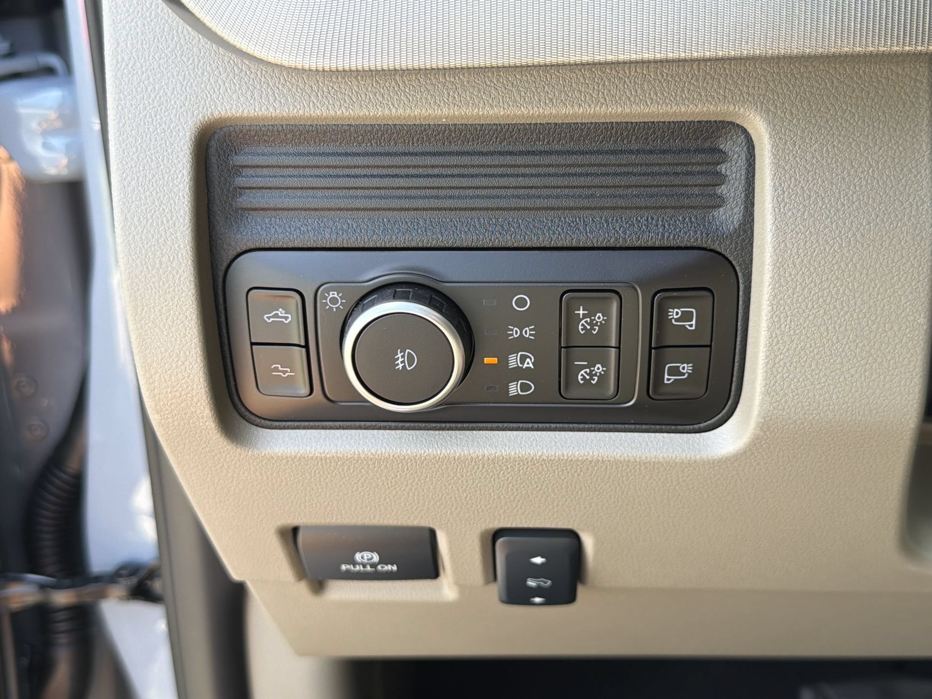 New 2026 Ford F350 Platinum AWD/4WD image 18
