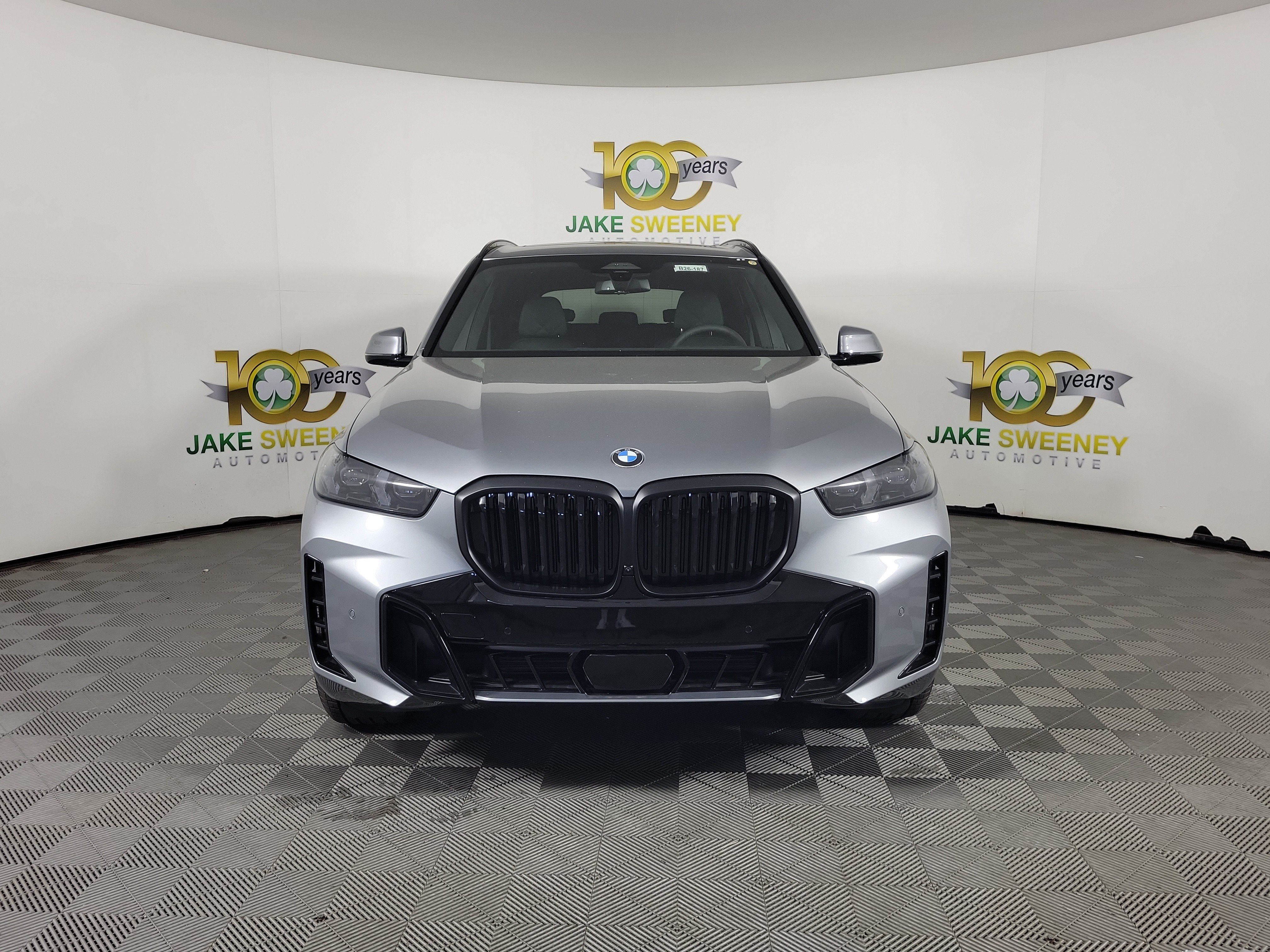 Certified 2026 BMW X5 xDrive40i w/ M Sport Package AWD/4WD image 2