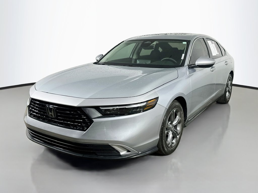 Used 2024 Honda Accord EX image 3