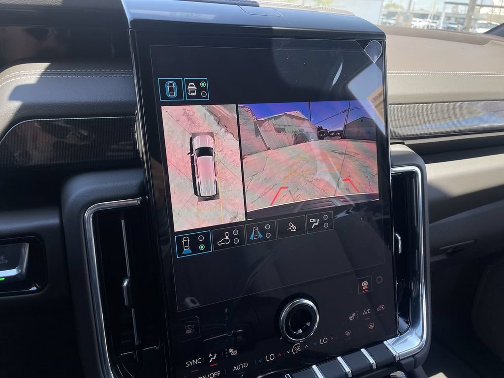 New 2026 GMC Yukon XL Elevation AWD/4WD image 15
