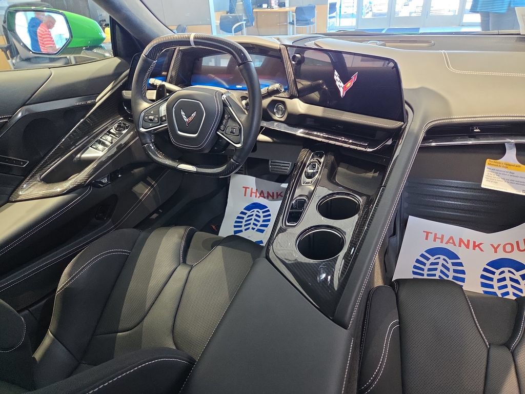 Used 2026 Chevrolet Corvette Z06 RWD image 9
