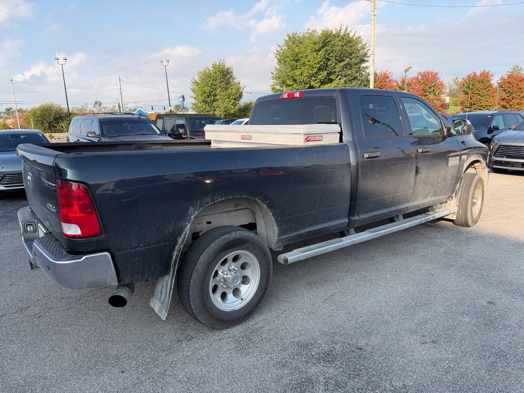Used 2018 RAM 2500 Tradesman w/ Chrome Appearance Group AWD/4WD image 3