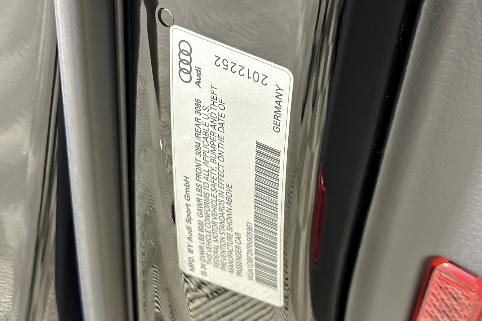 Used 2024 Audi RS 6 performance w/ Matte Carbon Package image 27