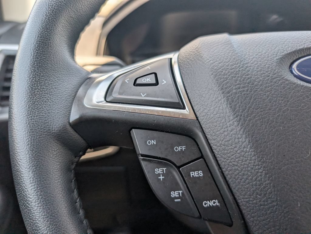 Used 2024 Ford Edge SEL w/ Convenience Package AWD/4WD image 16