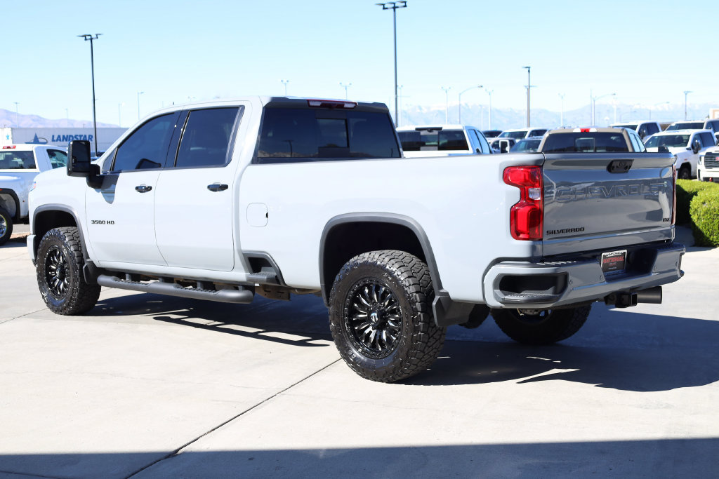 Used 2024 Chevrolet Silverado 3500 LTZ w/ LTZ Plus Package AWD/4WD image 4