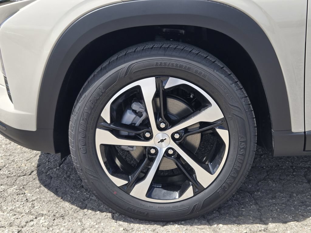 New 2026 Chevrolet Trax RS w/ Driver Confidence Package FWD image 14