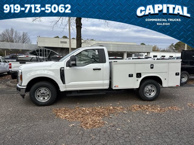 New 2026 Ford F250 XL w/ XL Chrome Package image 5