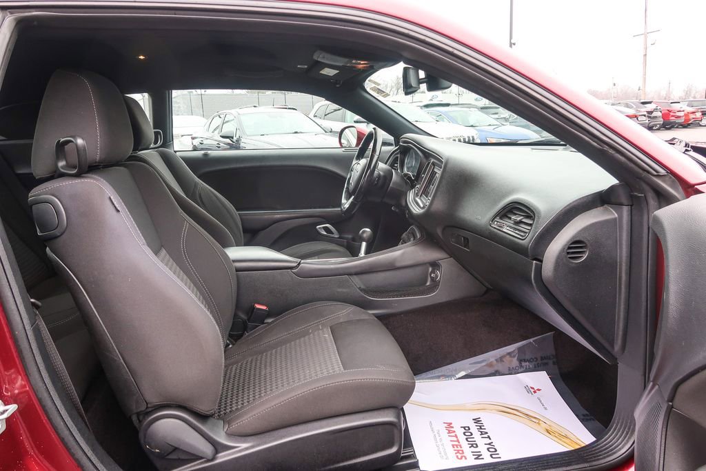 Used 2018 Dodge Challenger R/T image 18