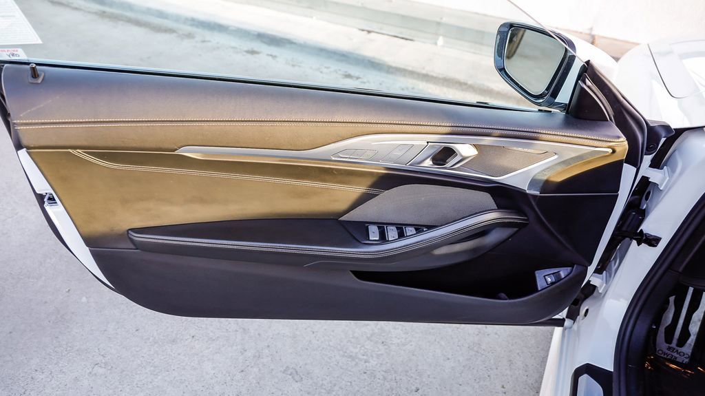 Used 2025 BMW 840i Convertible w/ Driving Assistance Package image 23