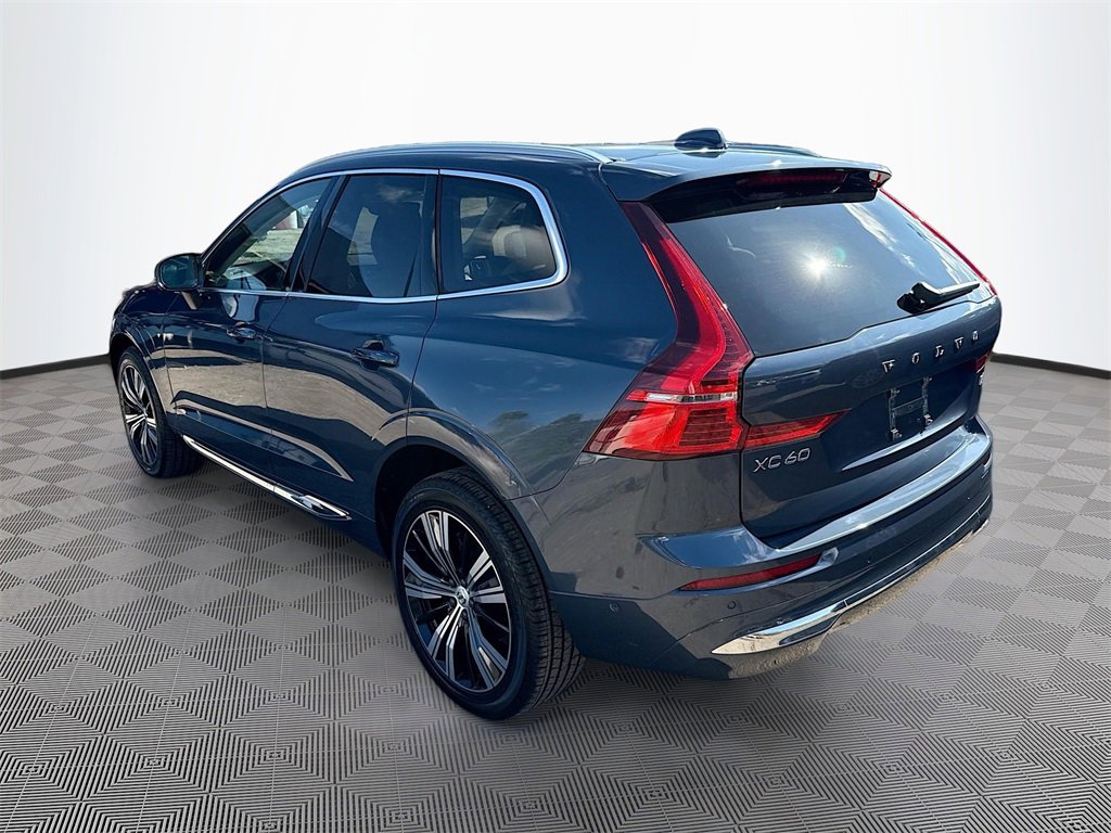 Used 2023 Volvo XC60 B5 Plus image 8