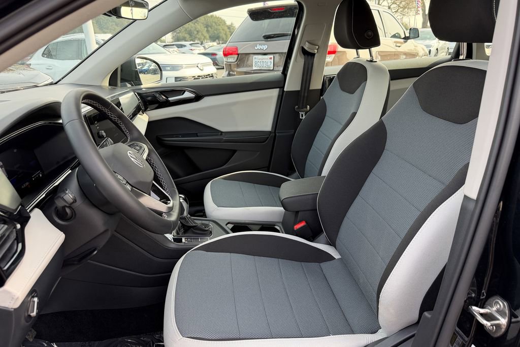 Certified 2025 Volkswagen Taos S image 12