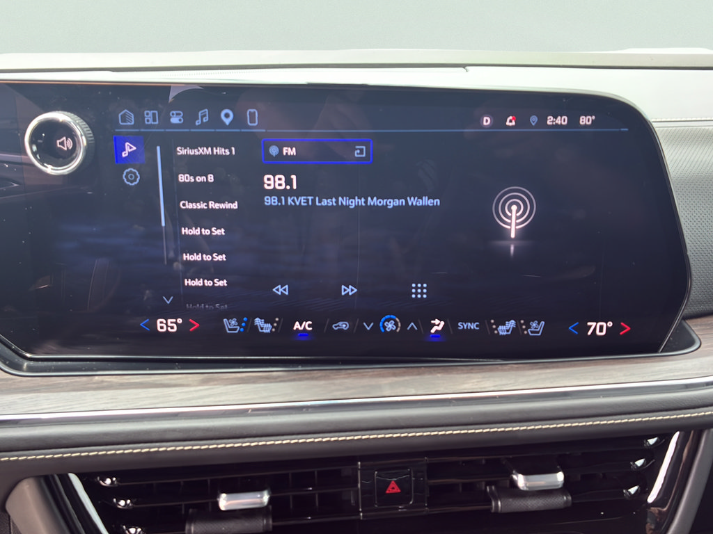 Used 2026 Chevrolet Suburban Premier RWD image 30