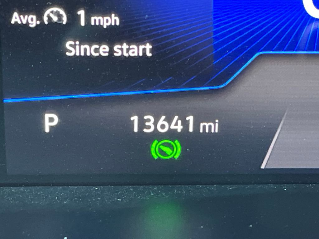 Used 2024 Volkswagen Tiguan Wolfsburg Edition image 17