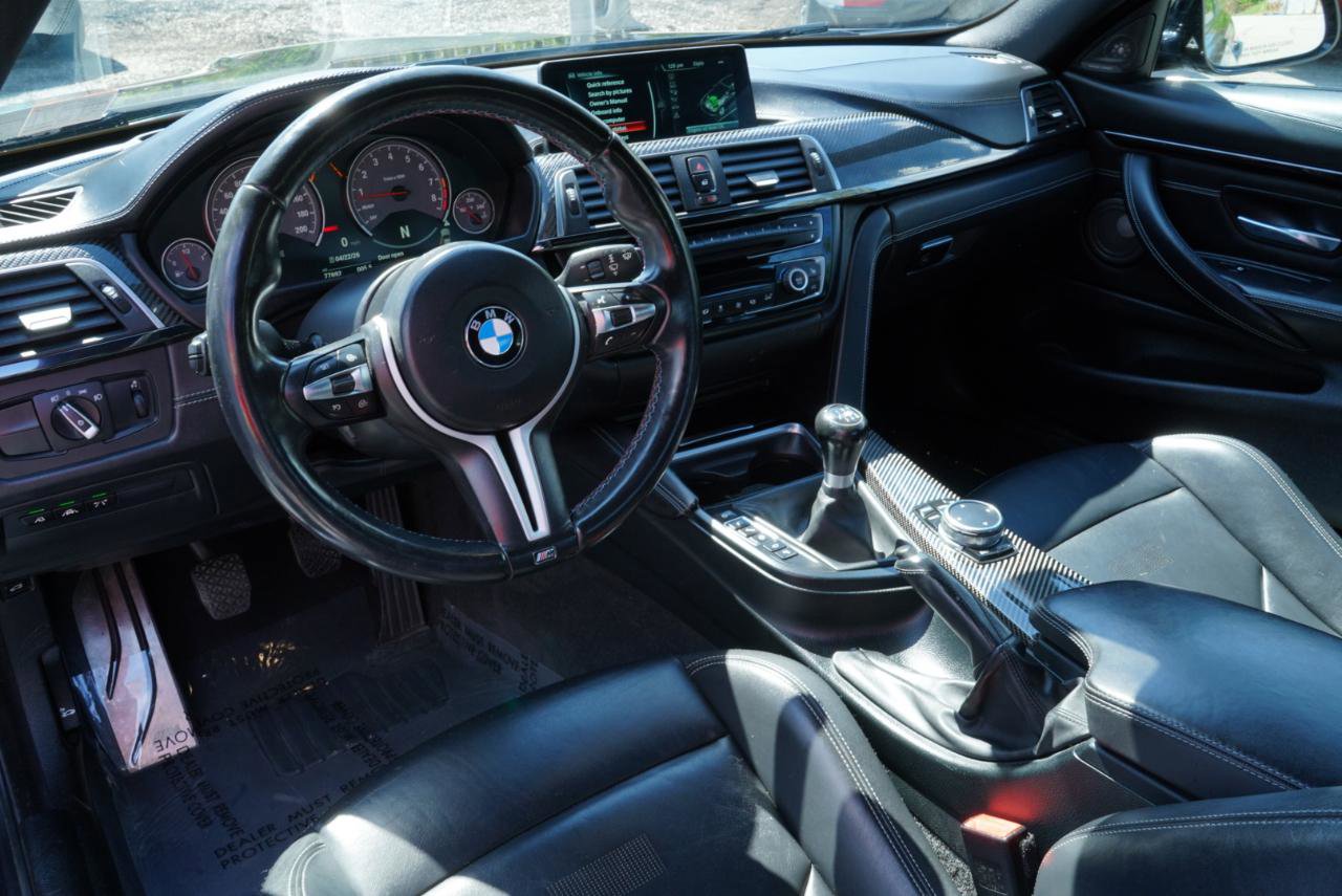 Used 2016 BMW M4 Coupe w/ Executive Package RWD image 25