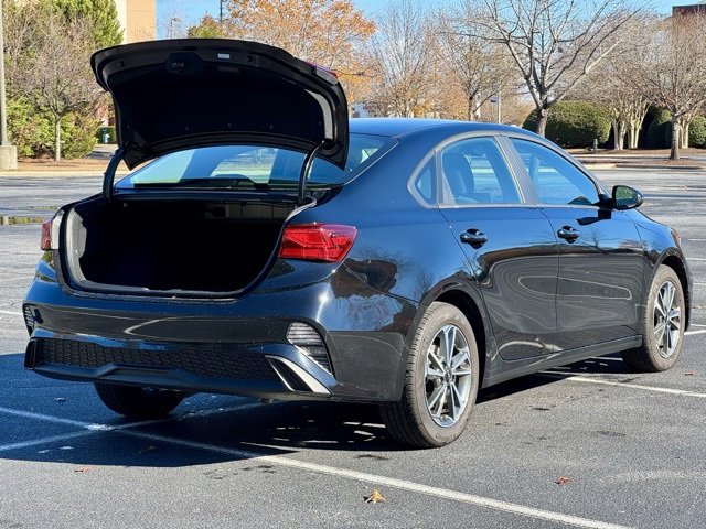 Used 2024 Kia Forte LXS w/ LXS Technology Package image 16