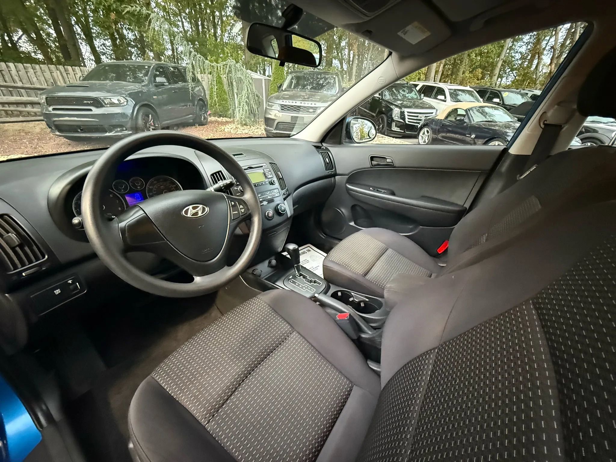 Used 2010 Hyundai Elantra GLS image 12