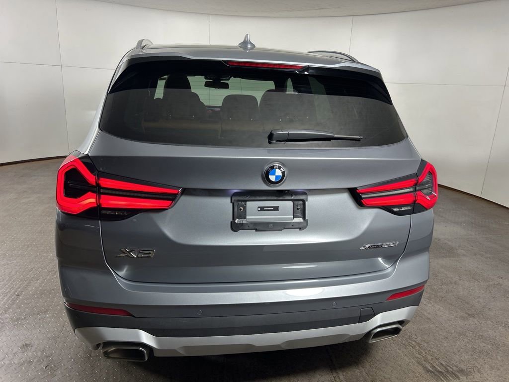 Used 2024 BMW X3 xDrive30i w/ Premium Package image 4