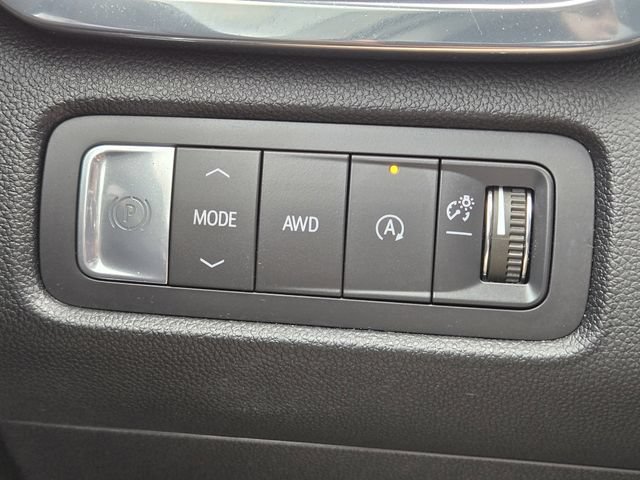 Used 2025 GMC Acadia Elevation AWD/4WD image 21