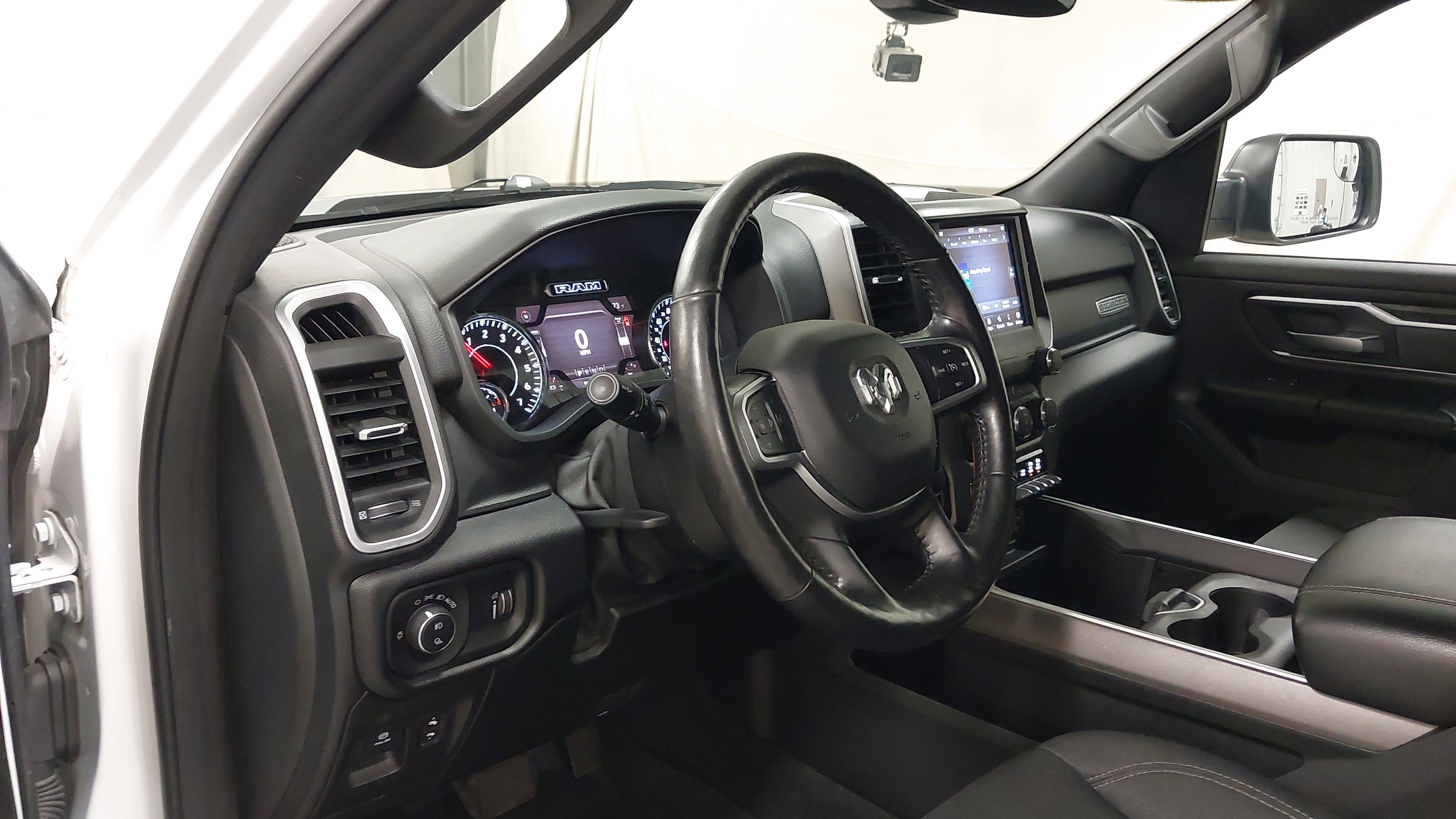 Used 2020 RAM 1500 Big Horn AWD/4WD image 17