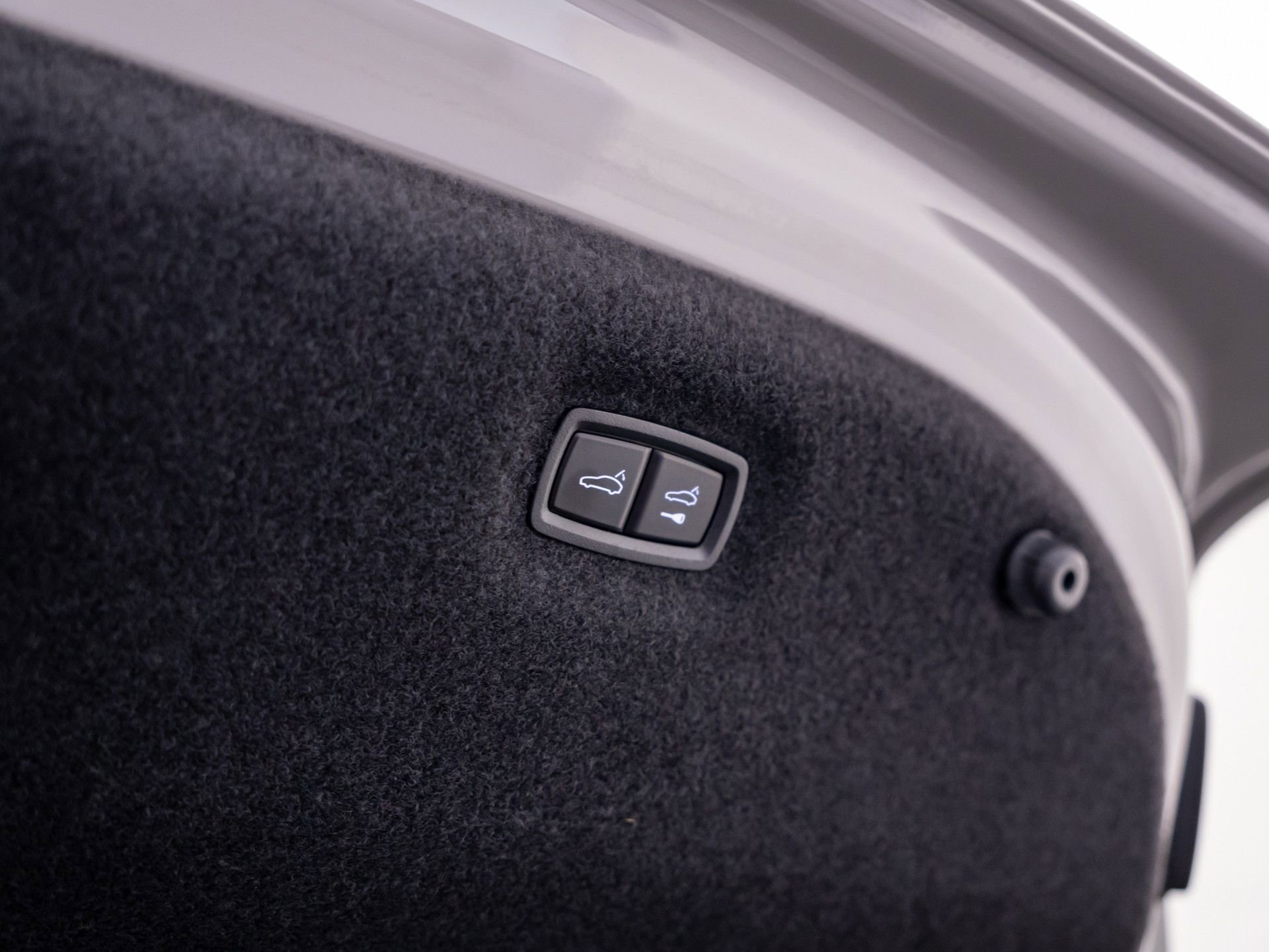 Used 2022 Porsche Taycan Turbo S image 34