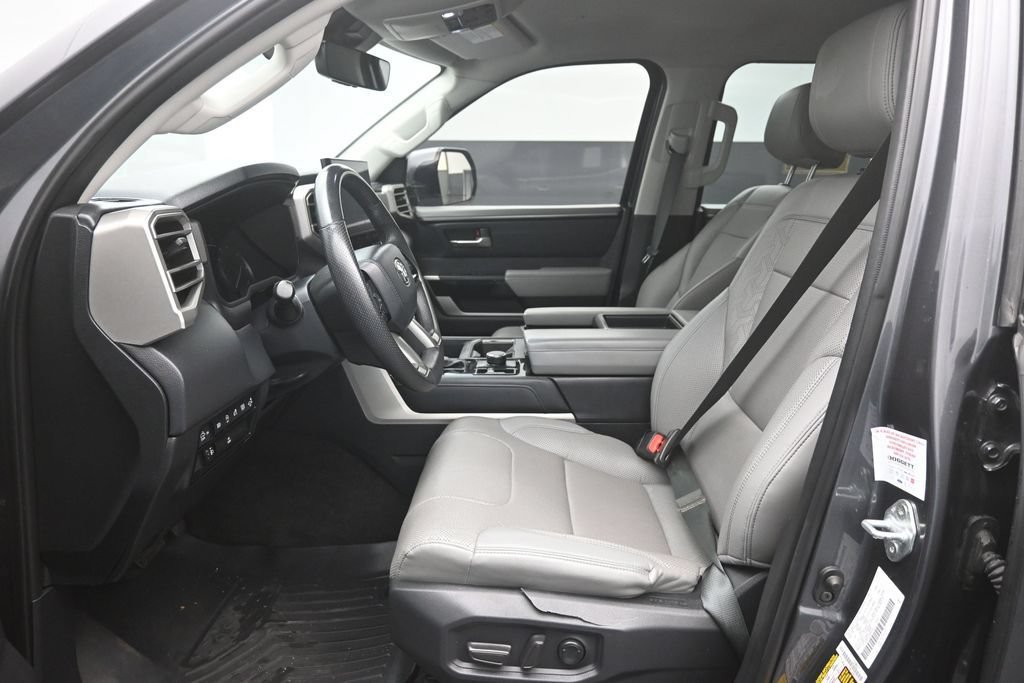 Used 2023 Toyota Tundra Limited w/ Power Package AWD/4WD image 18
