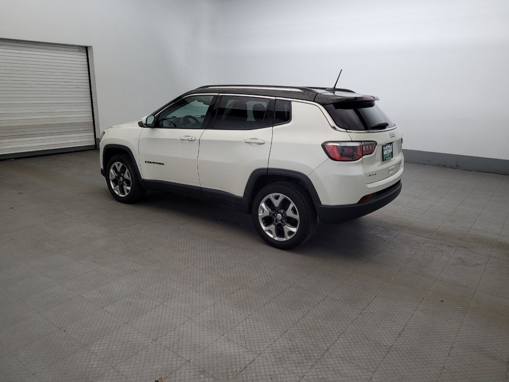 Used 2018 Jeep Compass Limited AWD/4WD image 3