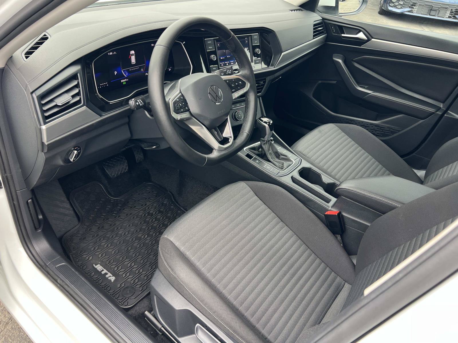 Certified 2024 Volkswagen Jetta S FWD image 5