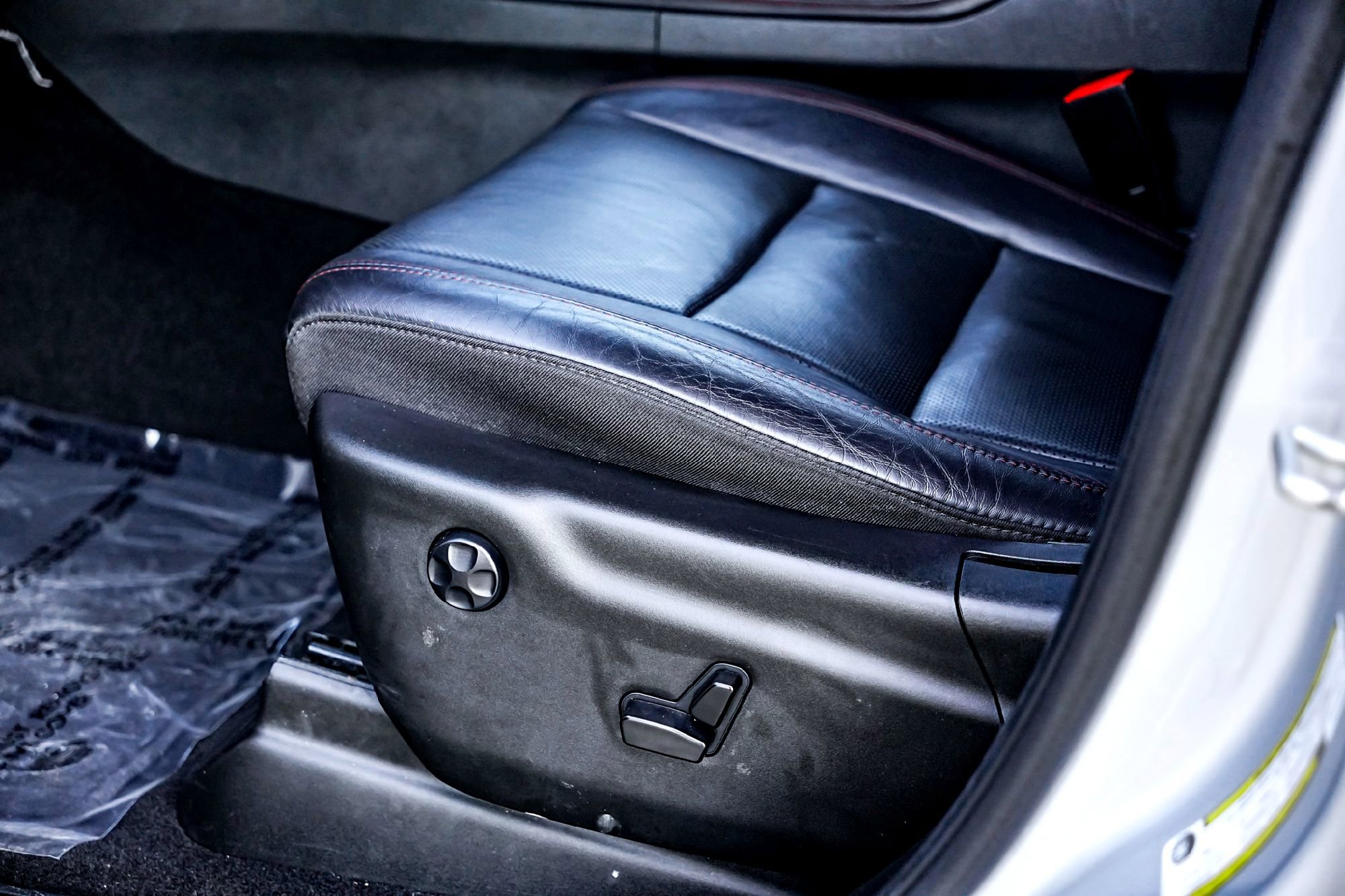 Used 2024 Dodge Durango GT image 23