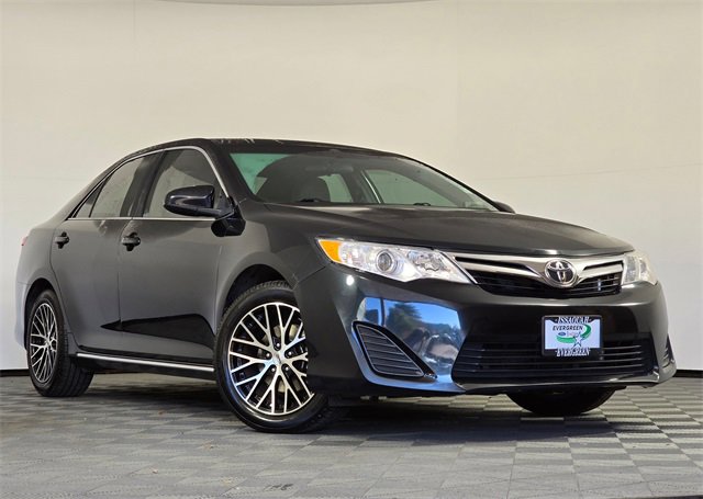 Used 2012 Toyota Camry SE