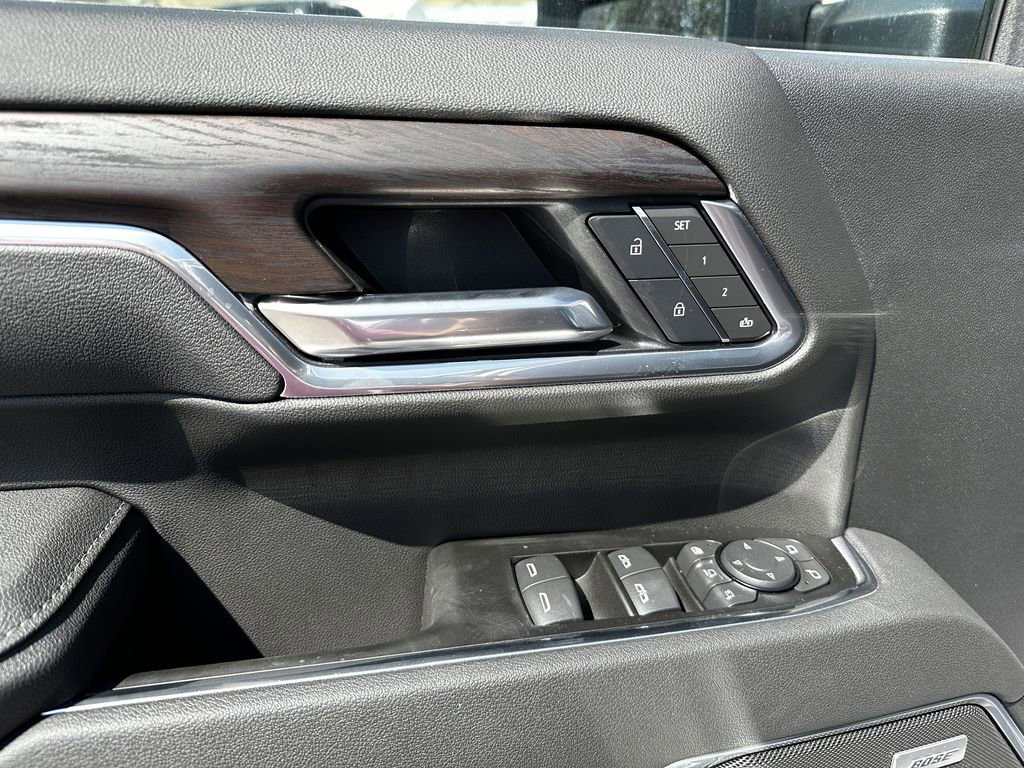 New 2025 GMC Sierra 2500 SLT w/ SLT Premium Package image 7