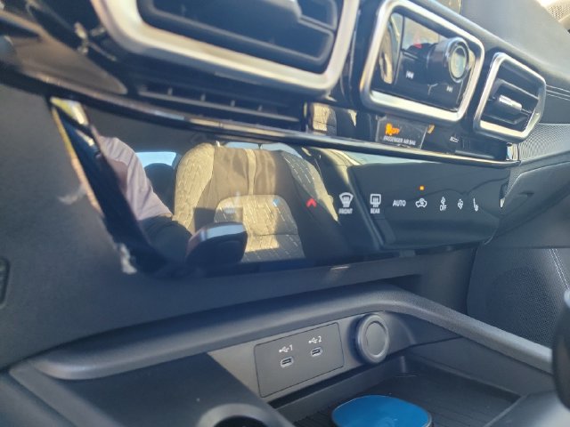 New 2027 Nissan Sentra SV w/ SV Convenience Package FWD image 28