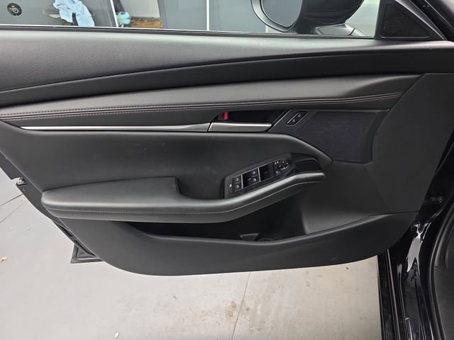 Used 2024 MAZDA MAZDA3 s image 24