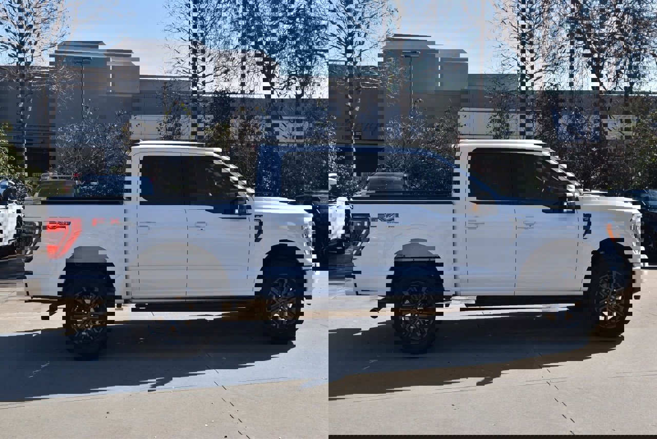 Used 2022 Ford F150 XLT w/ Equipment Group 302A High image 6