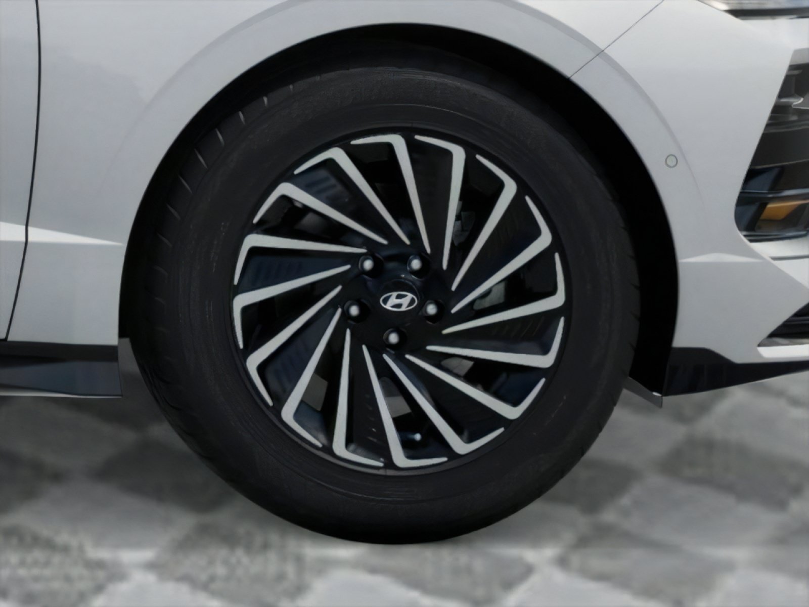 New 2026 Hyundai Sonata Limited FWD image 8