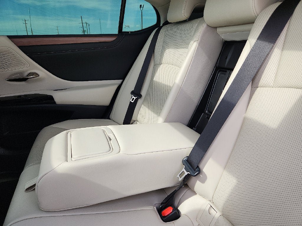 Used 2025 Lexus ES 350 w/ Premium Package FWD image 15