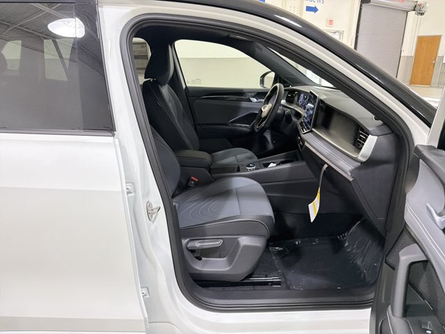 New 2026 Volkswagen Tiguan SE R-Line AWD/4WD image 37