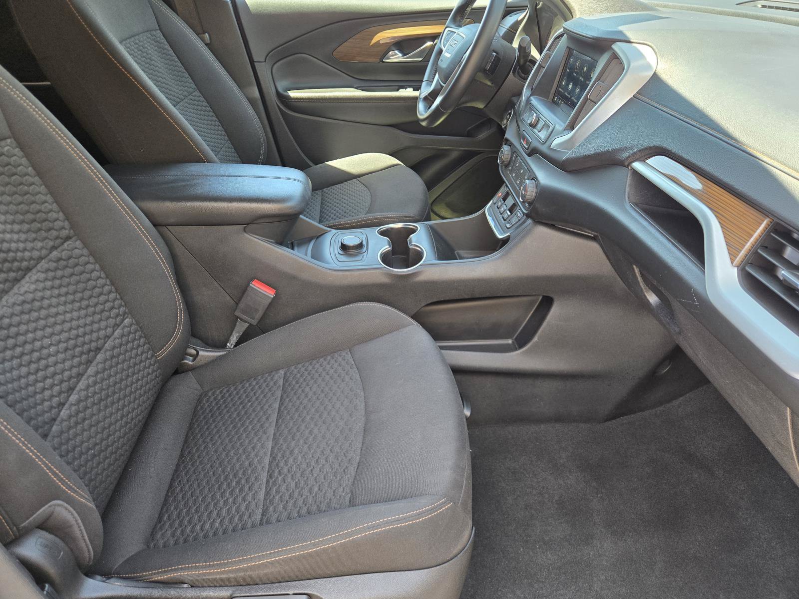 Used 2018 GMC Terrain SLE FWD image 29