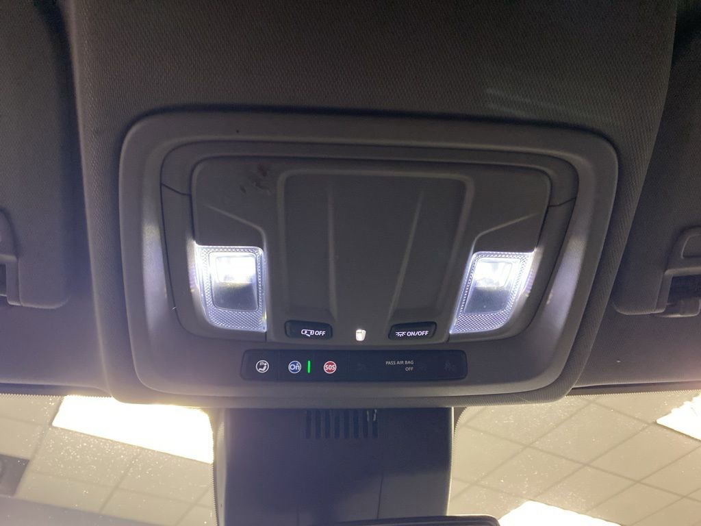 Used 2023 Chevrolet Silverado 1500 Custom image 29