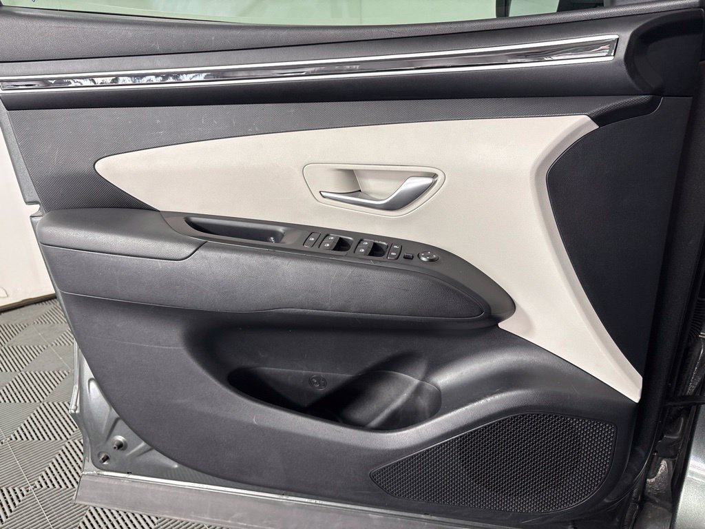 Used 2022 Hyundai Tucson SEL FWD image 17