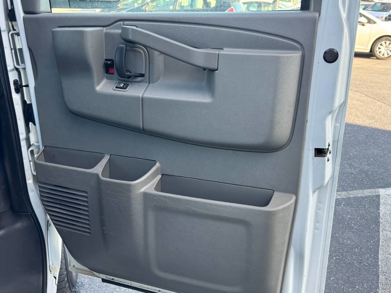 Used 2019 Chevrolet Express 2500 2500 3dr Cargo Van w/ Driver Convenience Package image 47