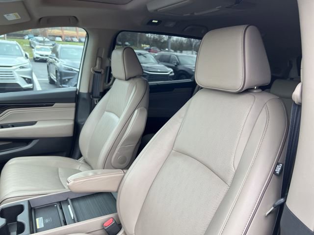 Used 2024 Honda Odyssey Elite image 9