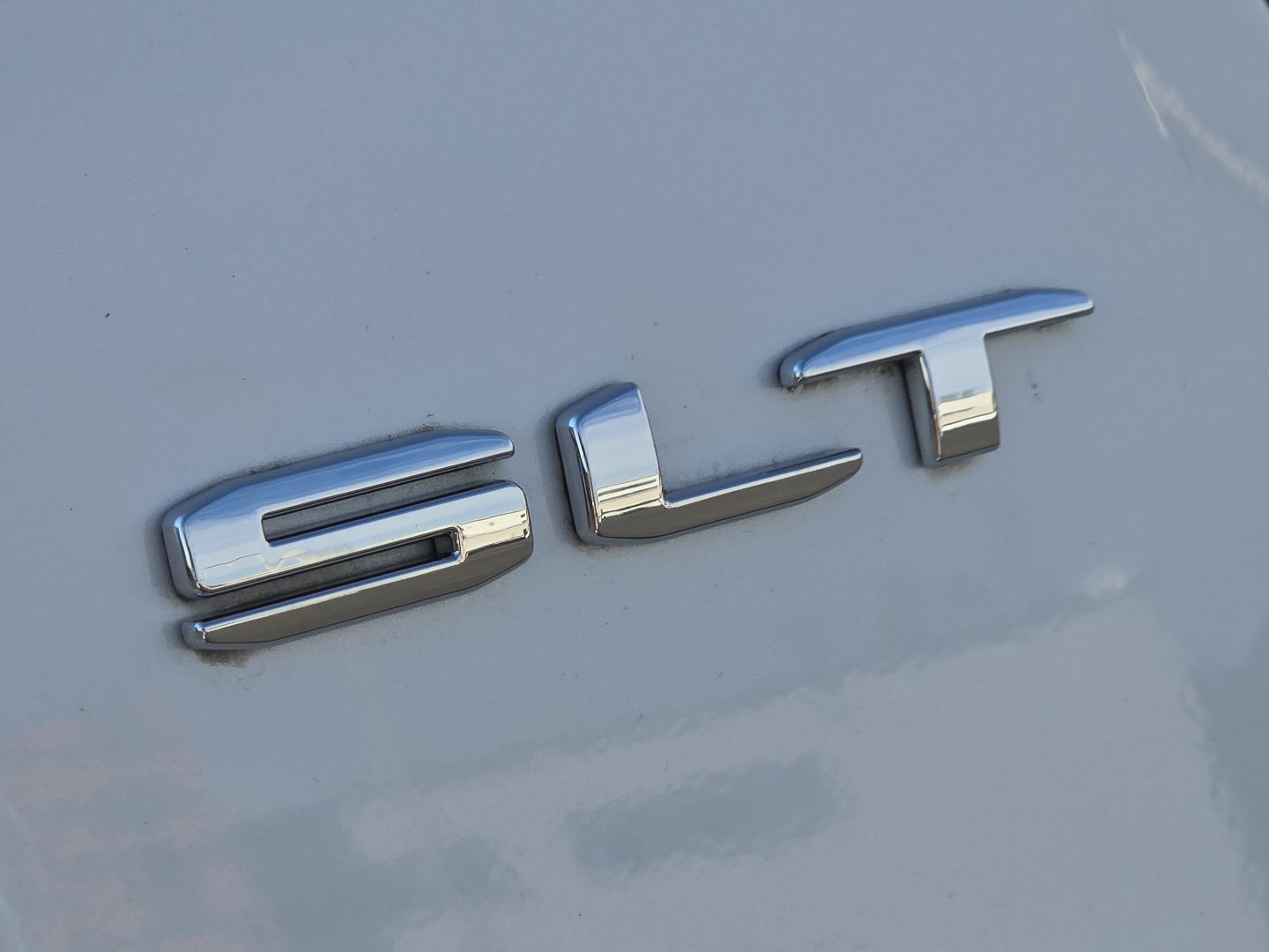 Certified 2023 GMC Acadia SLT AWD/4WD image 17
