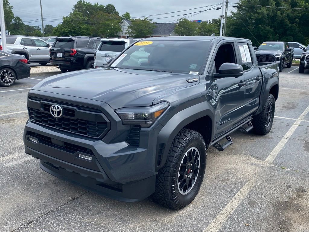 Used 2025 Toyota Tacoma TRD Off-Road w/ TRD Off Road Premium Package AWD/4WD image 2