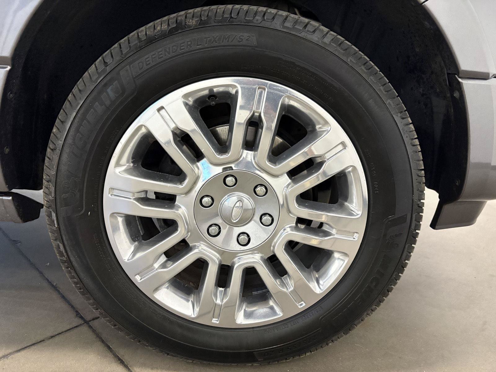 Used 2012 Ford Expedition Limited AWD/4WD image 46