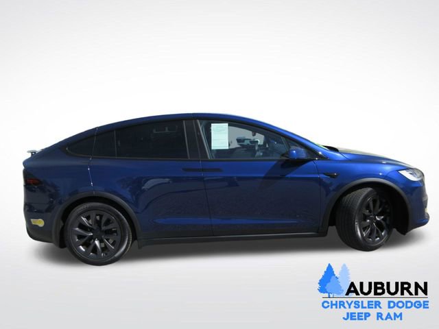 Used 2022 Tesla Model X image 2