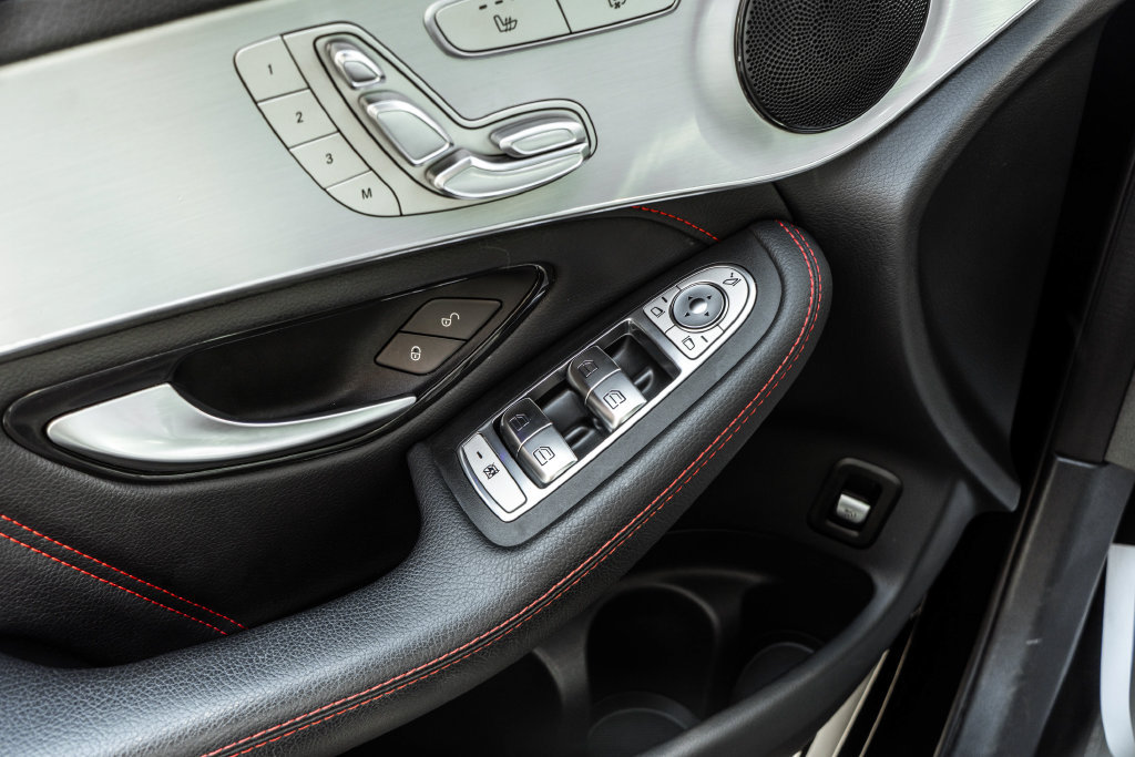 Used 2022 Mercedes-Benz GLC 43 AMG 4MATIC image 16