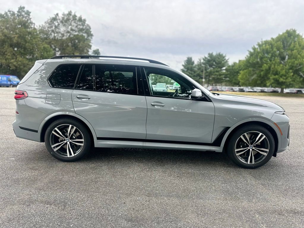 New 2026 BMW X7 xDrive40i w/ M Sport Package image 8