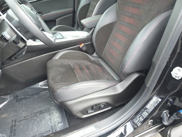 Used 2025 Dodge Hornet GT w/ GT Plus Package AWD/4WD image 17