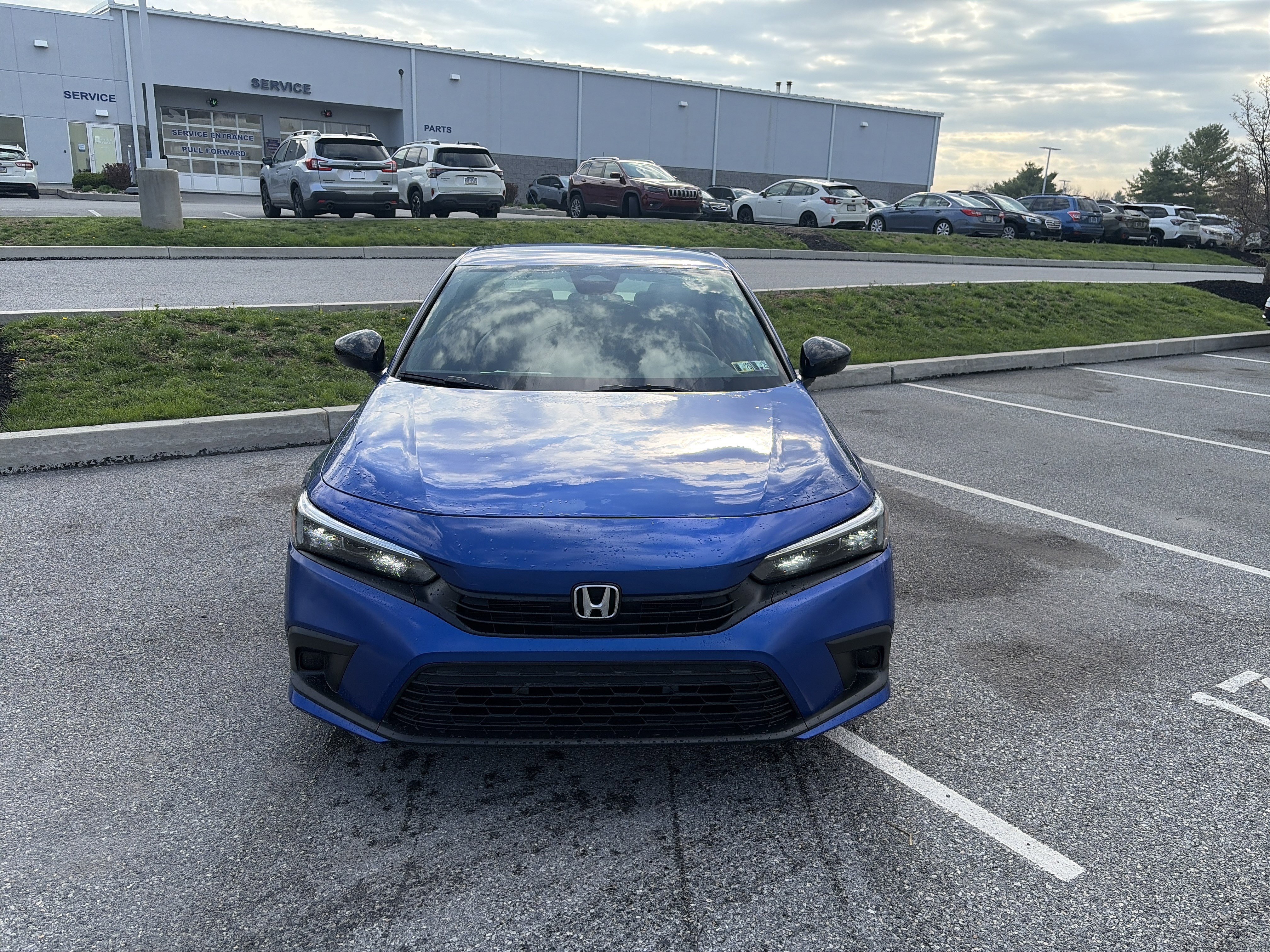 Used 2022 Honda Civic Sport image 2